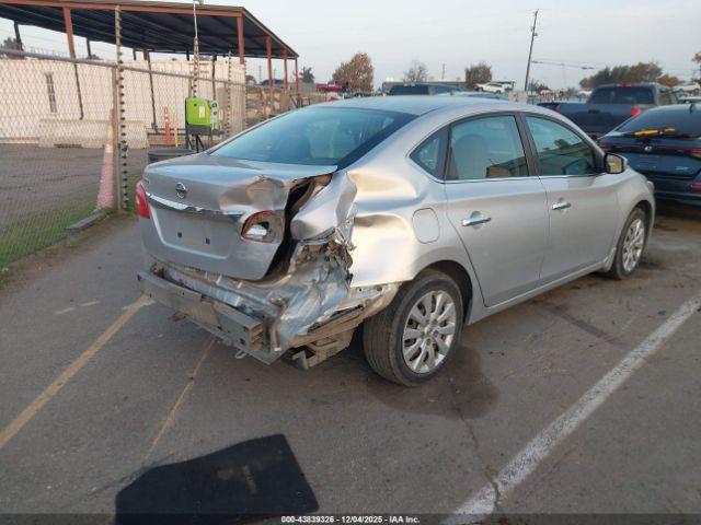 Nissan Sentra S Image 3