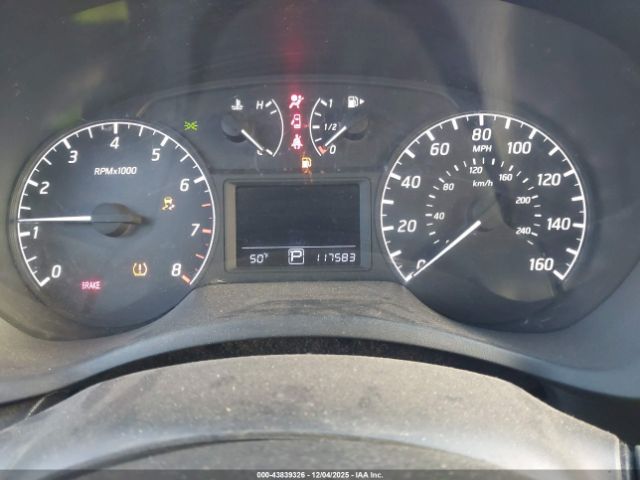 Nissan Sentra S Image 2