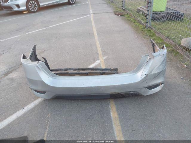 Nissan Sentra S Image 12