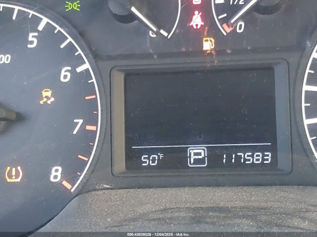 Nissan Sentra S Image 11