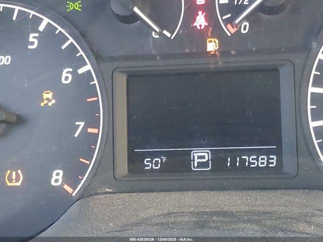 Nissan Sentra S Image 11