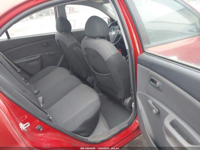 Kia Rio Lx Image 4