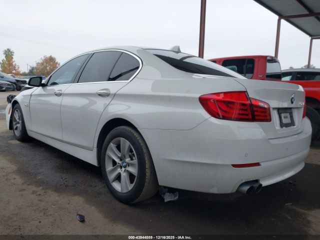 BMW 5 Series Image 15