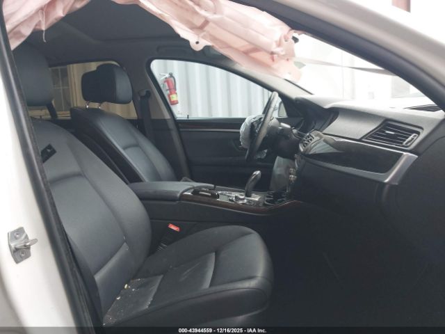 BMW 5 Series Image 3