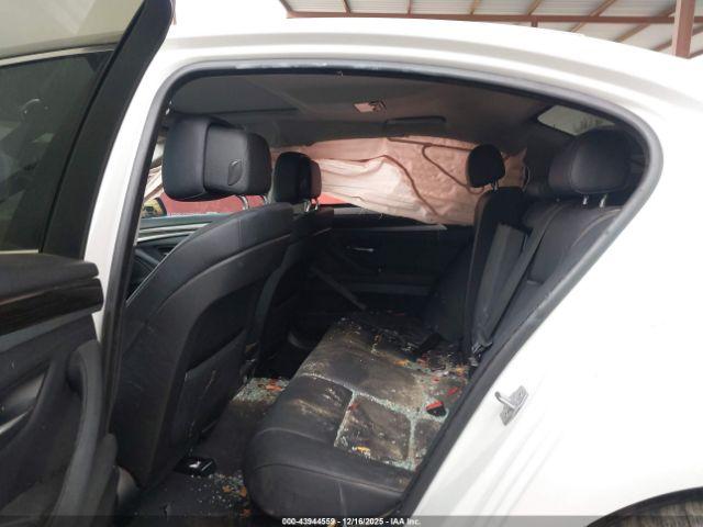 BMW 5 Series Image 5