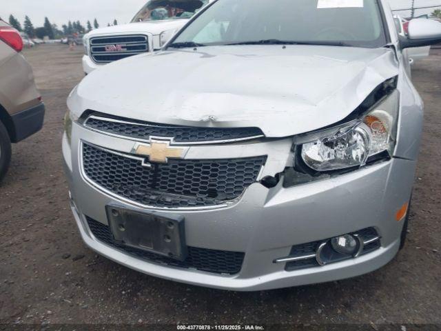 Chevrolet Cruze 2lt Auto Image 9