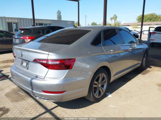 Volkswagen Jetta Image 15