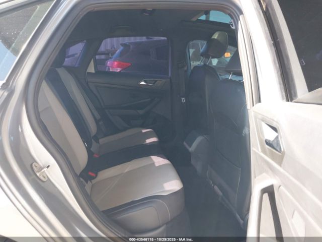 Volkswagen Jetta Image 10