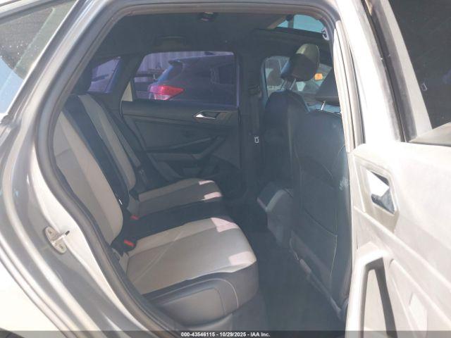 Volkswagen Jetta Image 10