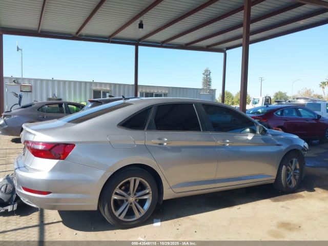 Volkswagen Jetta Image 12