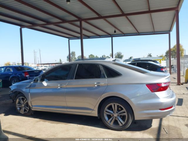 Volkswagen Jetta Image 17