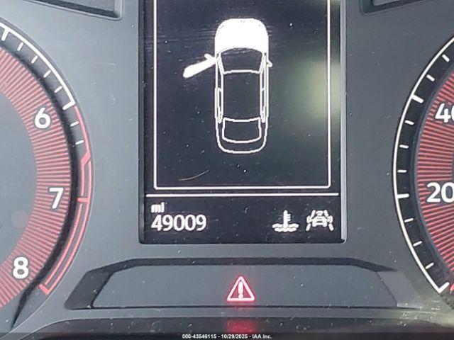 Volkswagen Jetta Image 6