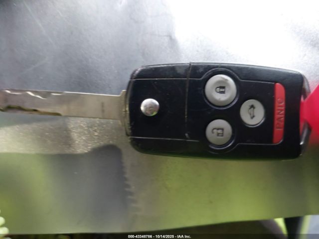 Acura TL 3.2 Image 9