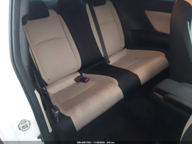 Honda Civic Lx-p Image 8