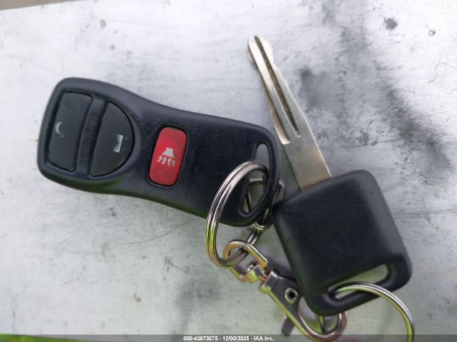 Nissan Versa 1.8s Image 9