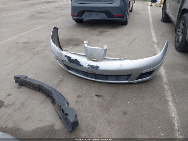 Nissan Versa 1.8s Image 18