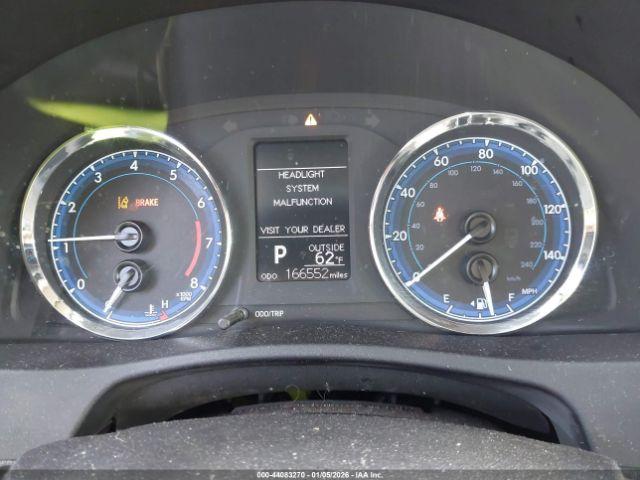 Toyota Corolla Le Image 4