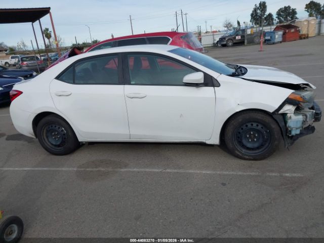 Toyota Corolla Le Image 13