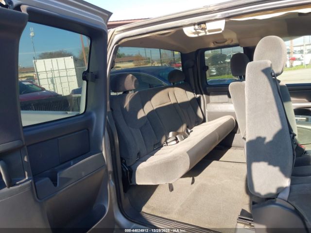 Chevrolet Silverado 1500 Ls Image 15