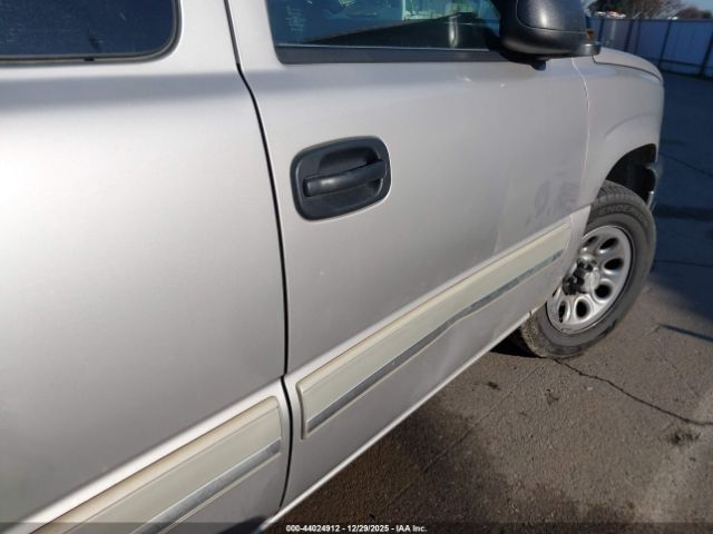 Chevrolet Silverado 1500 Ls Image 13