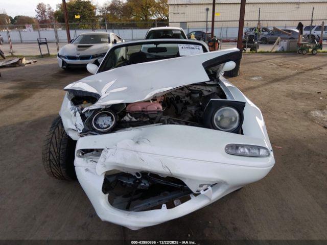 Mazda MX-5 Miata Image 3