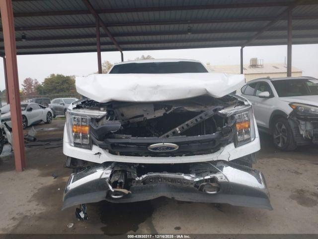 Ford F-150 Xlt Image 7