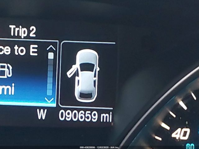 Ford Escape Titanium Image 9