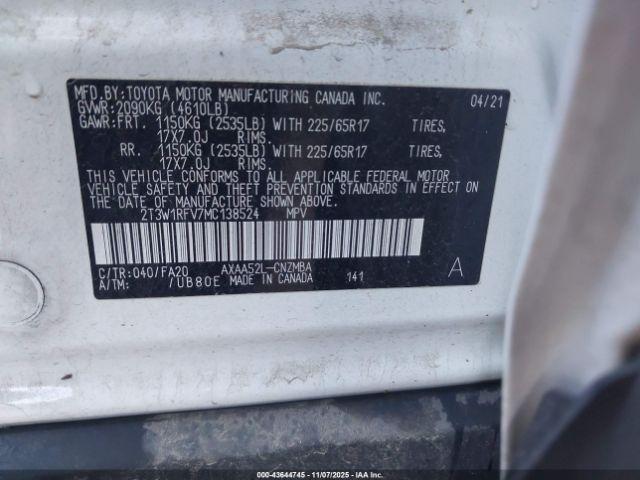 Toyota RAV4 Xle Image 6