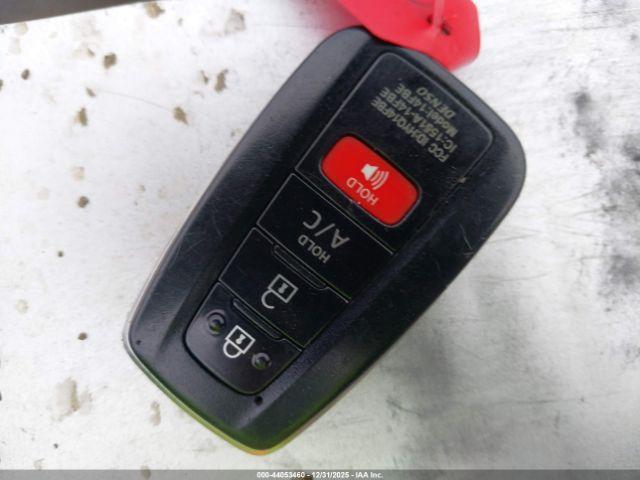 Toyota Prius Prime Plus Image 4