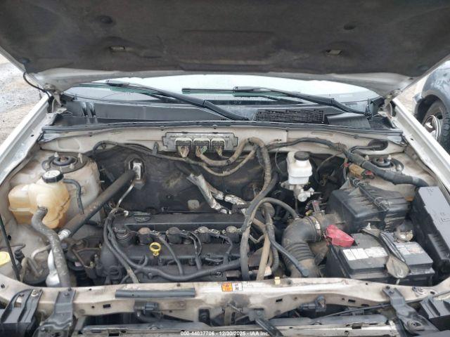 Mercury Mariner I4 Image 13