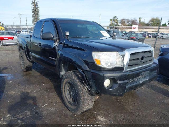  Salvage Toyota Tacoma