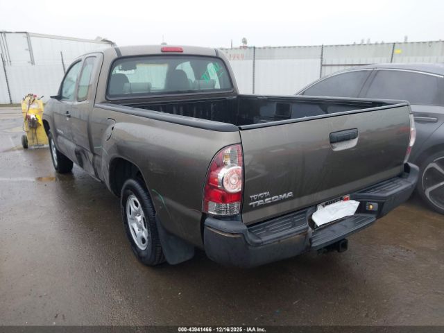 Toyota Tacoma Image 11