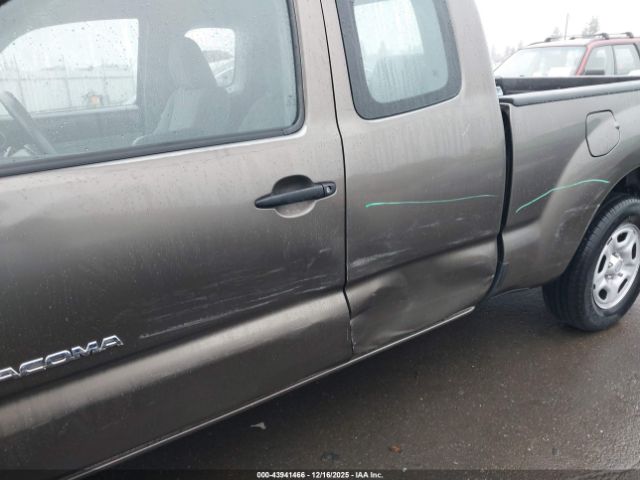 Toyota Tacoma Image 5