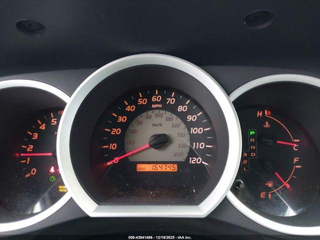 Toyota Tacoma Image 6