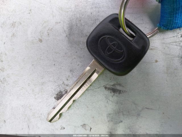 Toyota Tacoma Image 9