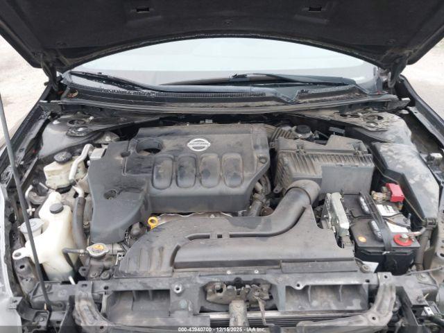Nissan Altima 2.5 S Image 11