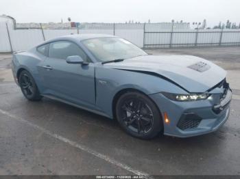  Salvage Ford Mustang