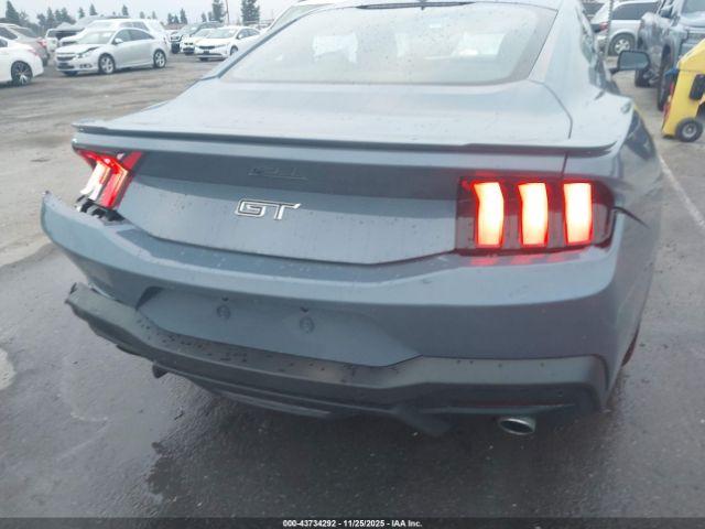 Ford Mustang Gt Fastback Image 17
