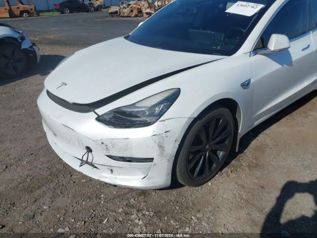 Tesla Model 3 Image 2