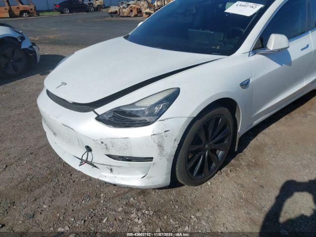 Tesla Model 3 Image 2