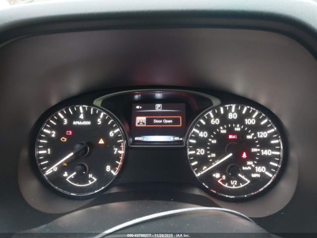 Nissan Pathfinder Platinum Image 13