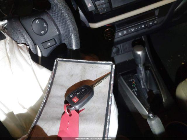 Toyota Corolla Le Image 10