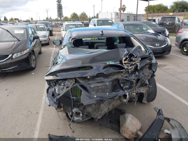 Honda Insight Touring Image 9