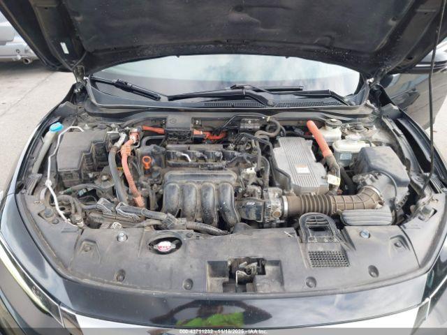 Honda Insight Touring Image 11