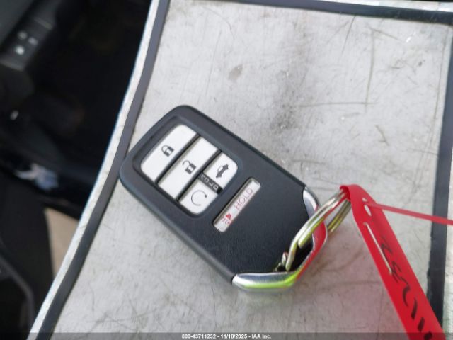 Honda Insight Touring Image 12