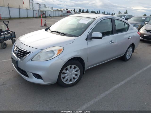 Nissan Versa 1.6 Sv Image 2