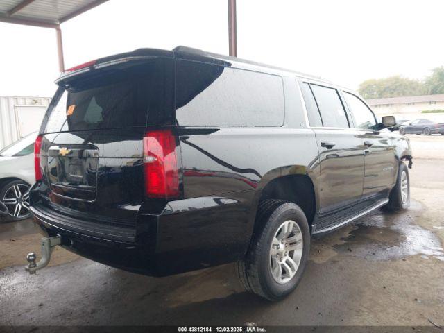 Chevrolet Suburban Lt Image 2