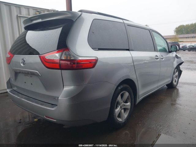 Toyota Sienna Le 8 Passenger Image 17