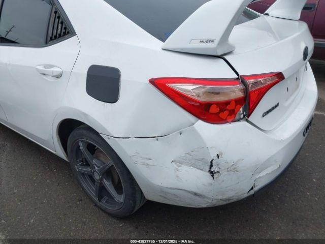 Toyota Corolla Le Image 9