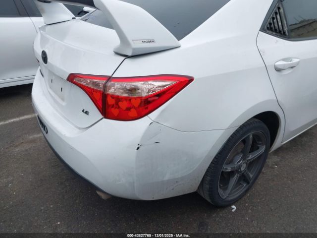 Toyota Corolla Le Image 13